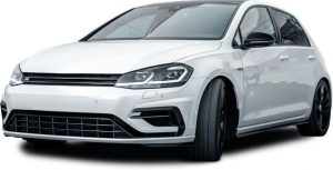 Vit Volkswagen Golf R visas som ett tydligt objektexempel för fordonsauktioner.